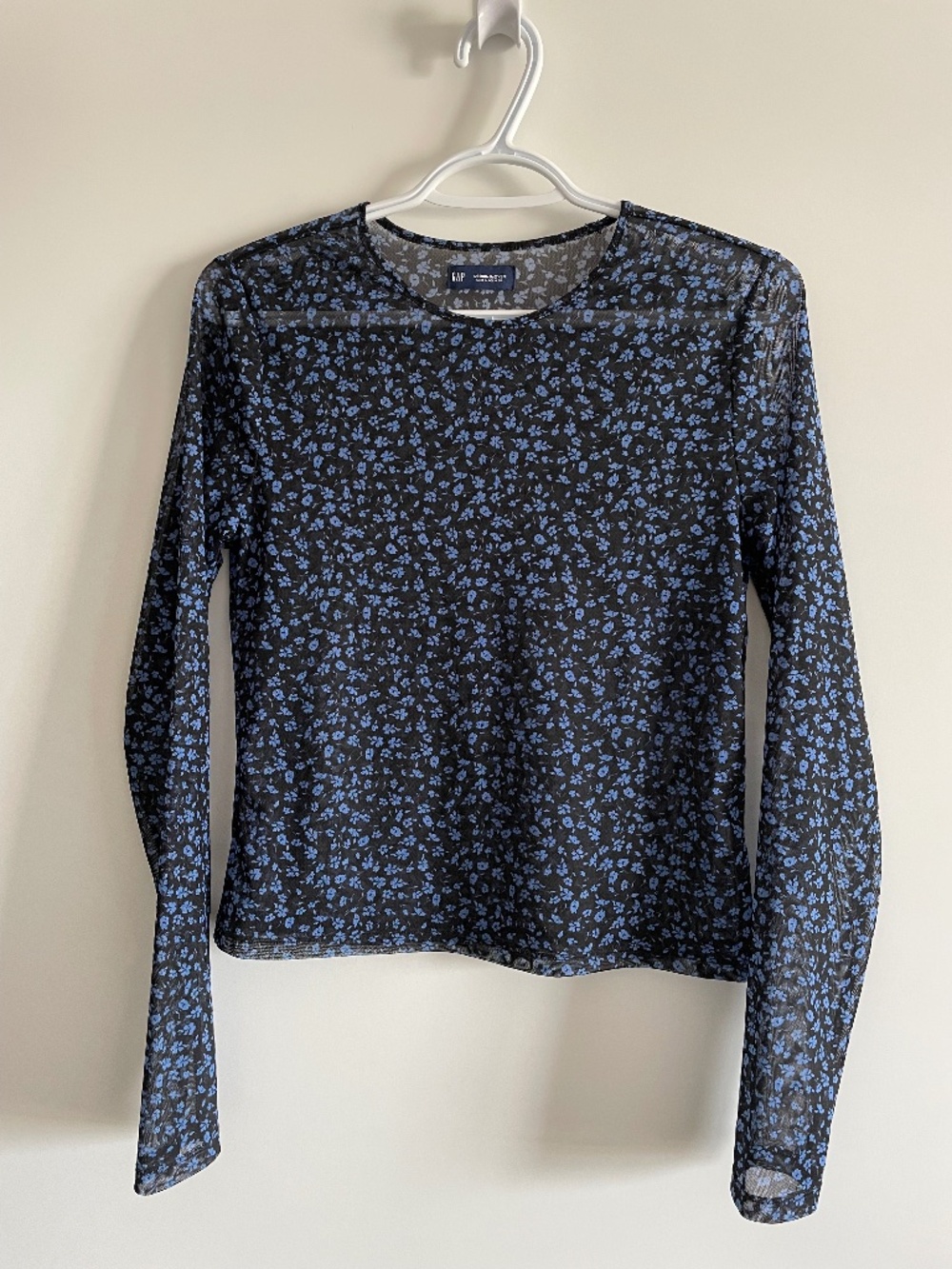 EUC Gap Sheer Mesh Black/Blue Floral Long Sleeve Round Neck Fitted Top Medium